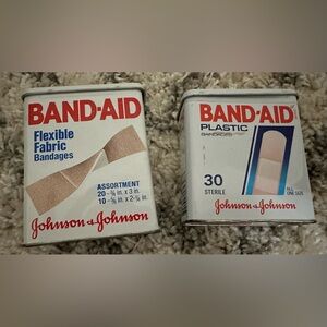 Lot Of 2 Vintage Bandaid Tins 
Used
